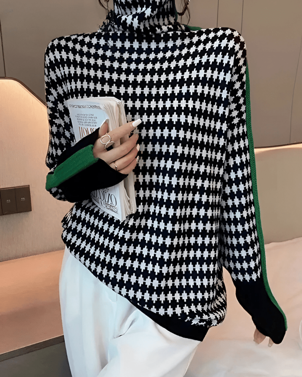 Linea™ – Eleganter Pullover mit Hohem Kragen und Geometrischem Muster - Street Atelier