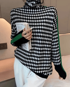 Linea™ – Eleganter Pullover mit Hohem Kragen und Geometrischem Muster - Street Atelier