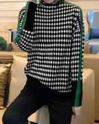 Linea™ – Eleganter Pullover mit Hohem Kragen und Geometrischem Muster - Street Atelier