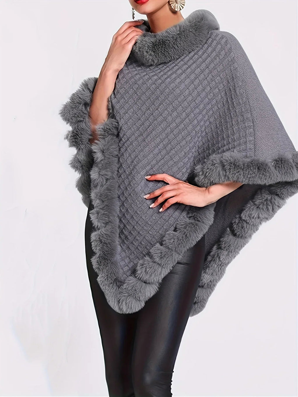 Zahara | Poncho de punto con ribete de piel sintética - Inés Atelier