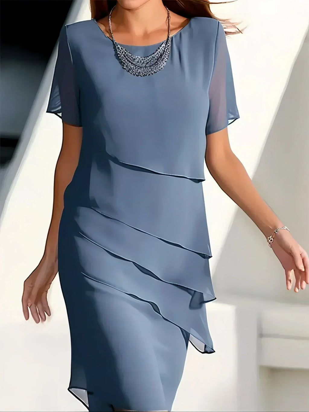 Bianca | Vestido midi con capas