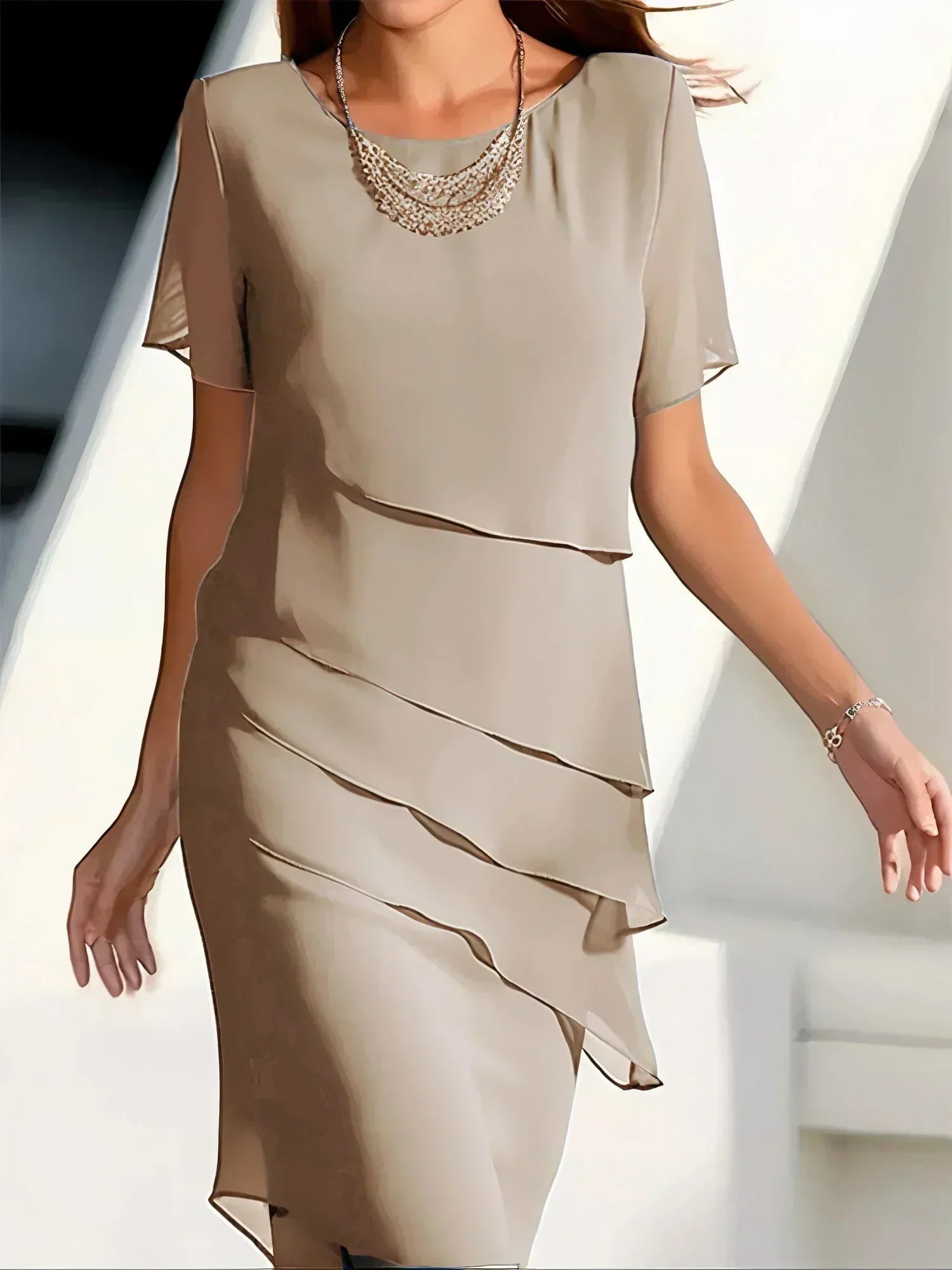 Bianca | Vestido midi con capas