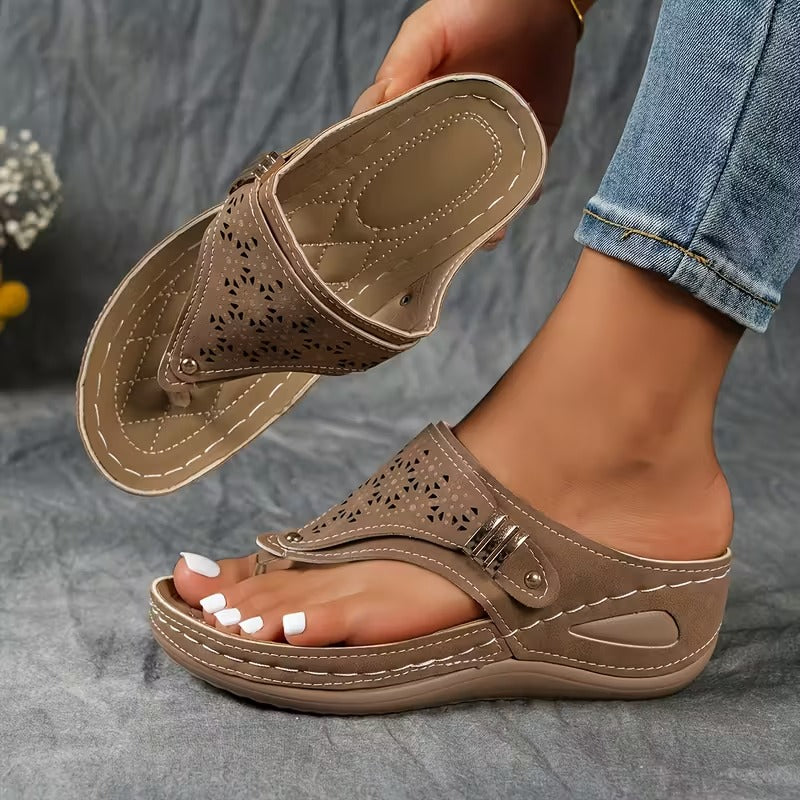 Alhelí | Sandalias con cuña: comodidad y sujeción