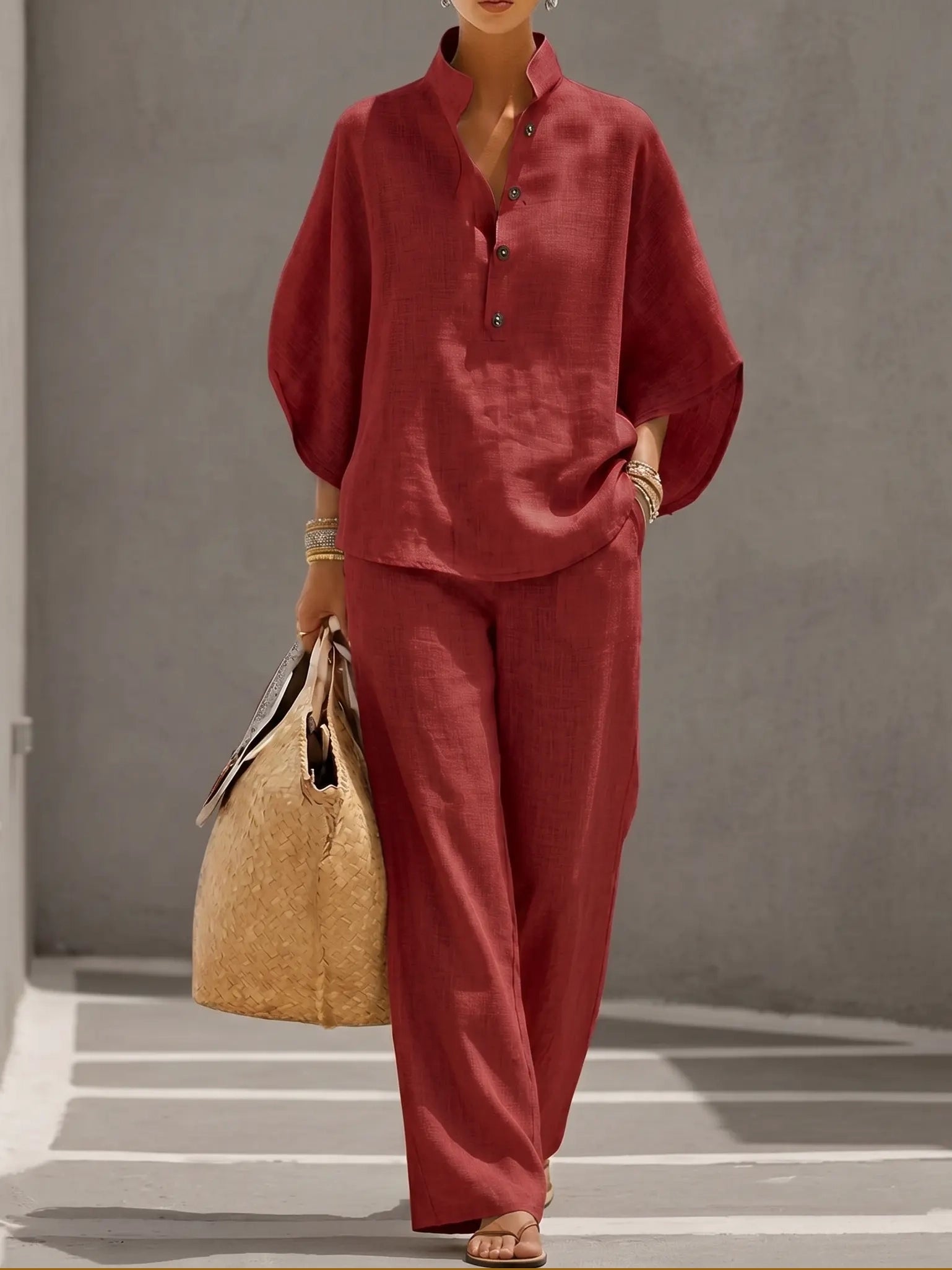 Rosalía | Conjunto de lino con mangas murciélago y pantalón ancho
