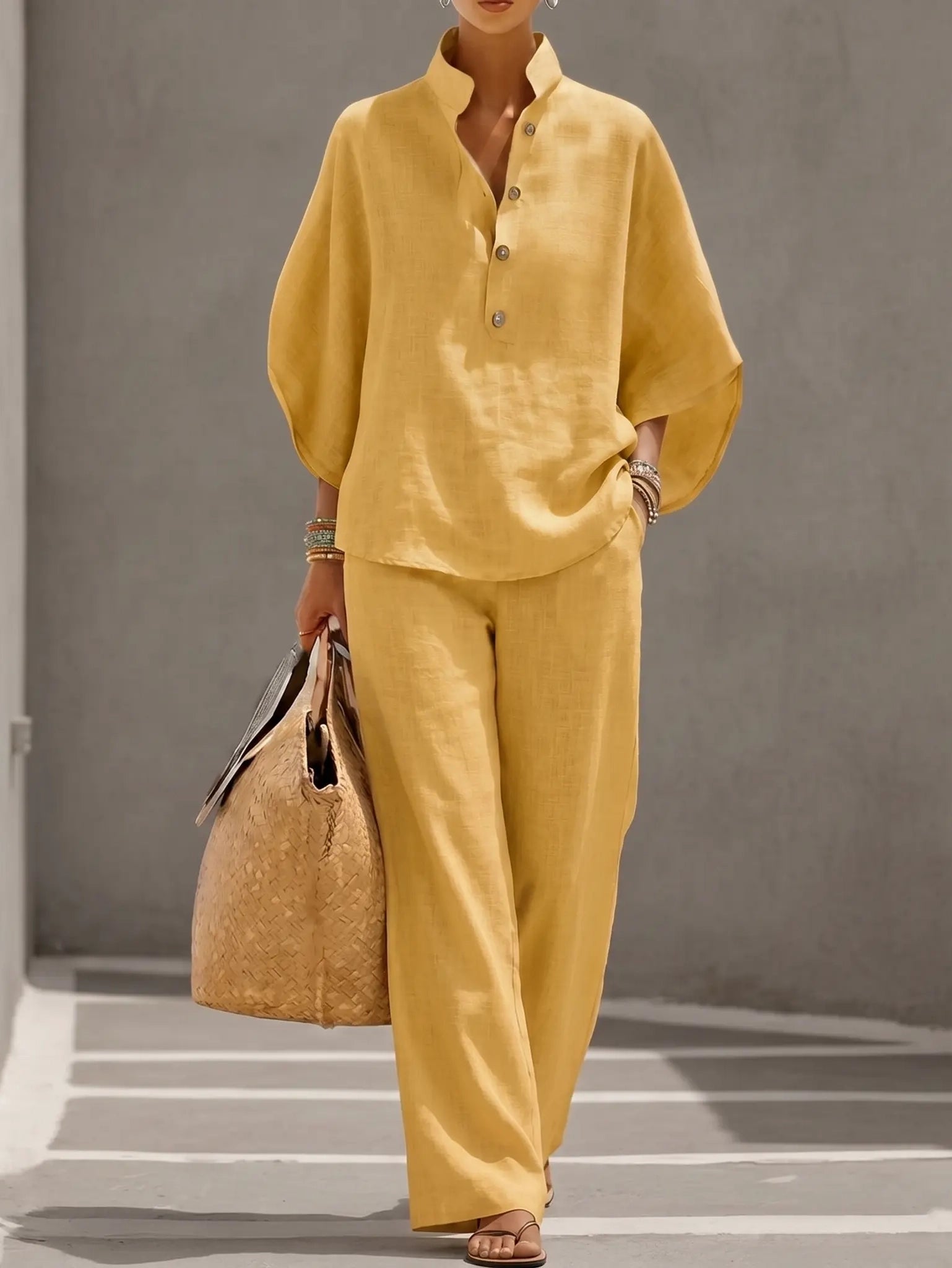 Rosalía | Conjunto de lino con mangas murciélago y pantalón ancho