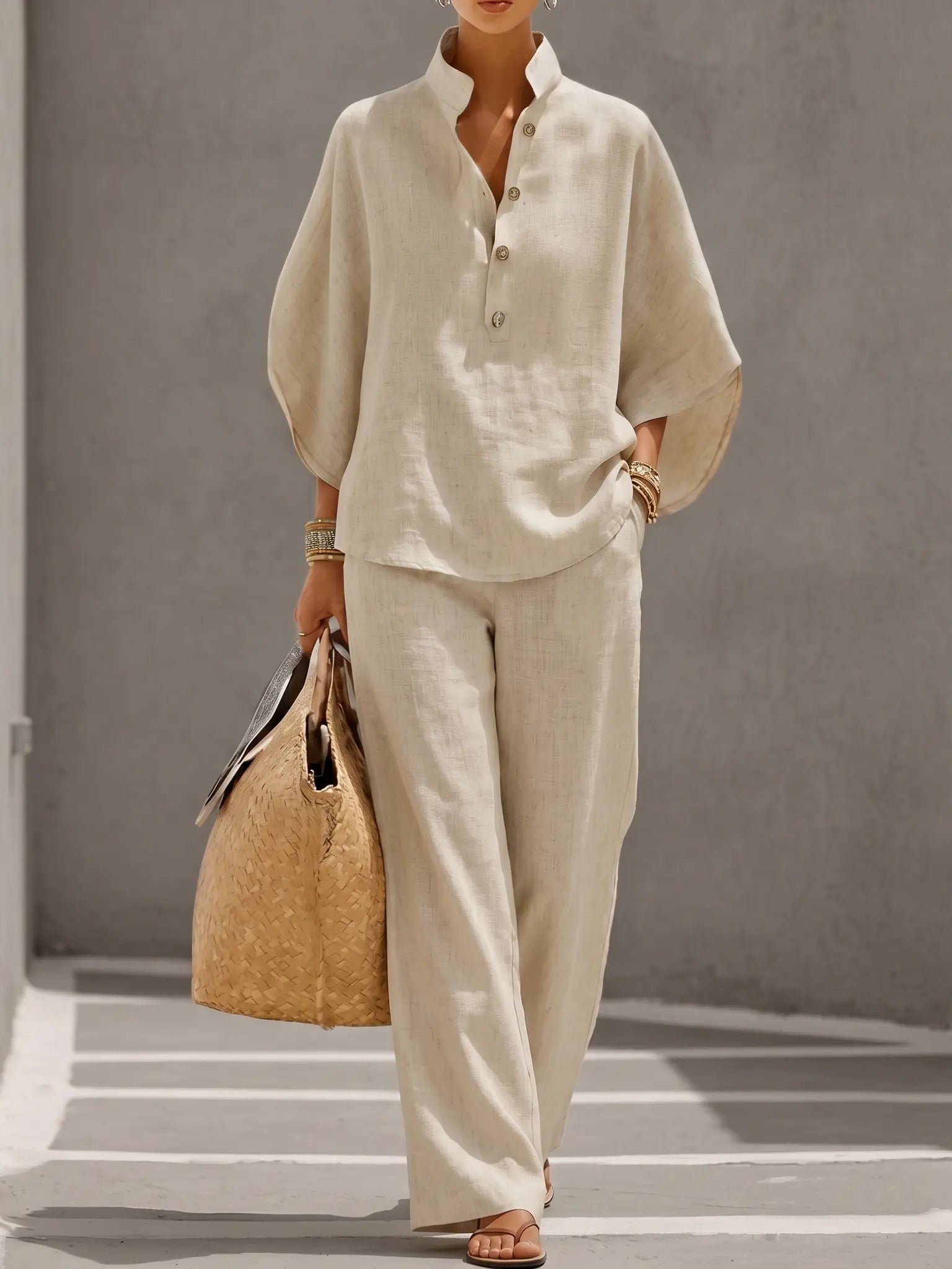 Rosalía | Conjunto de lino con mangas murciélago y pantalón ancho