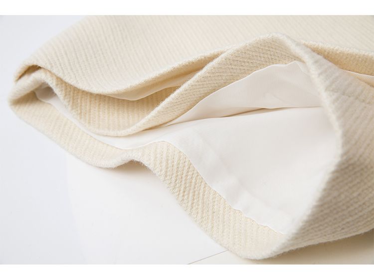 Oriana | Falda corta con Botones - Inés Atelier